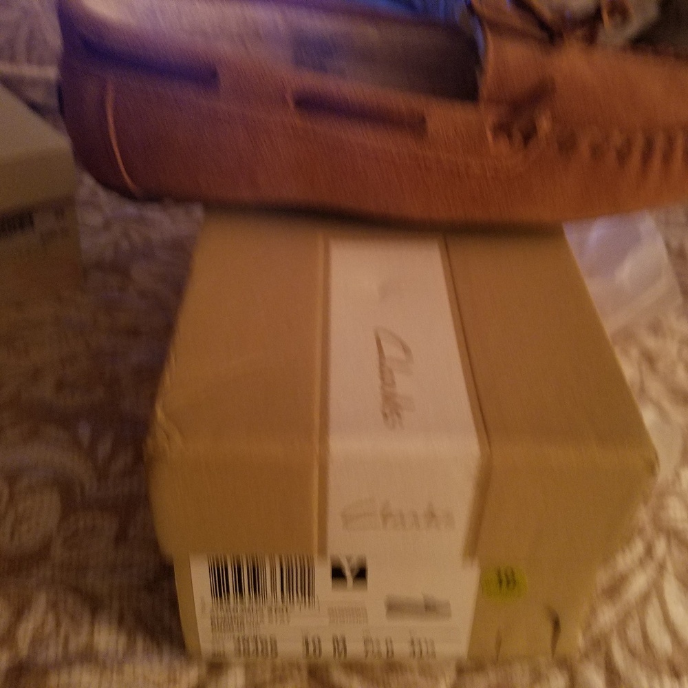 Moccasin - Picture 3 of 3